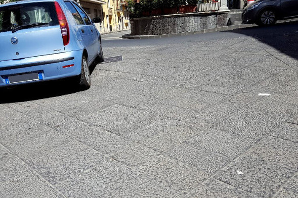 pavimento-pietra-lavica-18